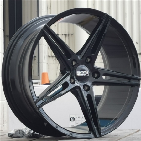 18X8 SSA 5X114.3 42 73.1 WICKED GLOSS BLACK