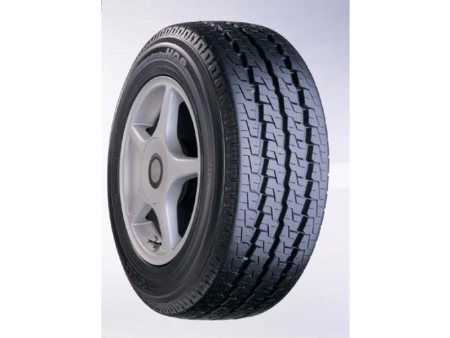 195R15C 106/104 TOYO TYHO8 NON